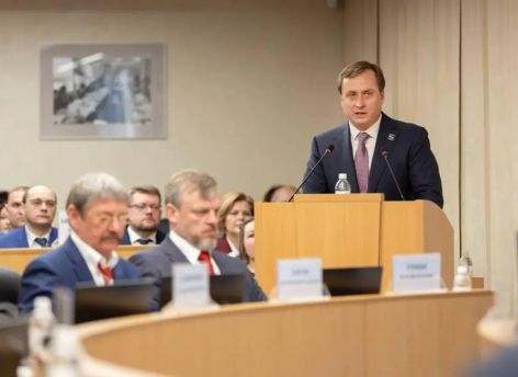 Бюджет 58 млрд и «прорывной» год: депутаты поддержали отчет главы Сургута Максима Слепова