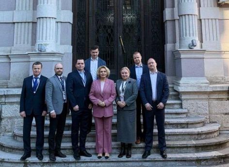​Тюменская делегация обсудила с сербскими министерствами планы по сотрудничеству в АПК и строительстве
