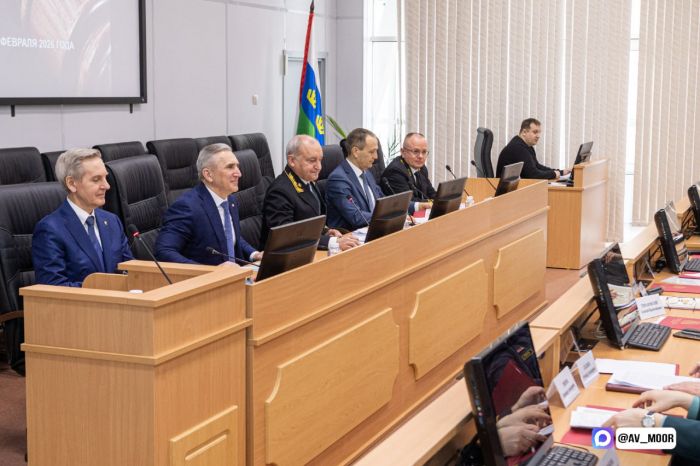 ​Александр Моор поблагодарил судей за обеспечение правосудия в Тюменской области