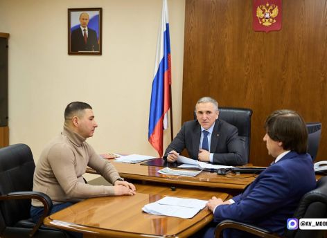 ​Александр Моор дал ряд поручений после личного приема граждан