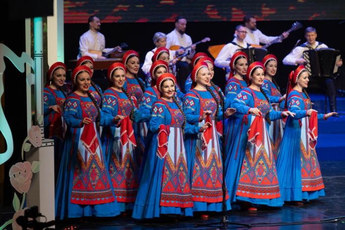 ​В Сургуте отметили 8 Марта концертом Волжского народного хора