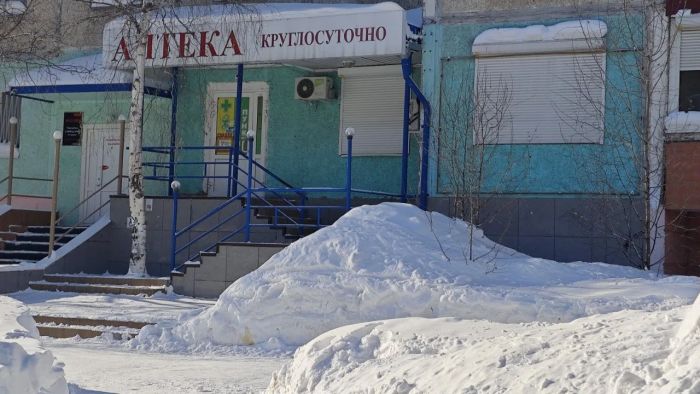 ​В Сургуте снова оштрафовали аптеку на улице Лермонтова
