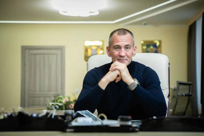 Вы не только работаете наравне с мужчинами, вы растите детей, занимаетесь домашним бытом и даже защищаете Родину с оружием в руках
