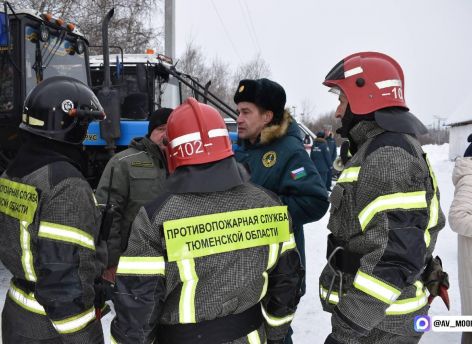 ​11 тысяч единиц техники готовы к борьбе с пожарами в Тюменской области