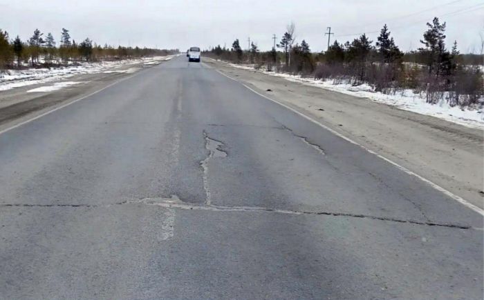 Дорожники Югры приведут в порядок раздолбанный участок трассы между Сургутом и Когалымом