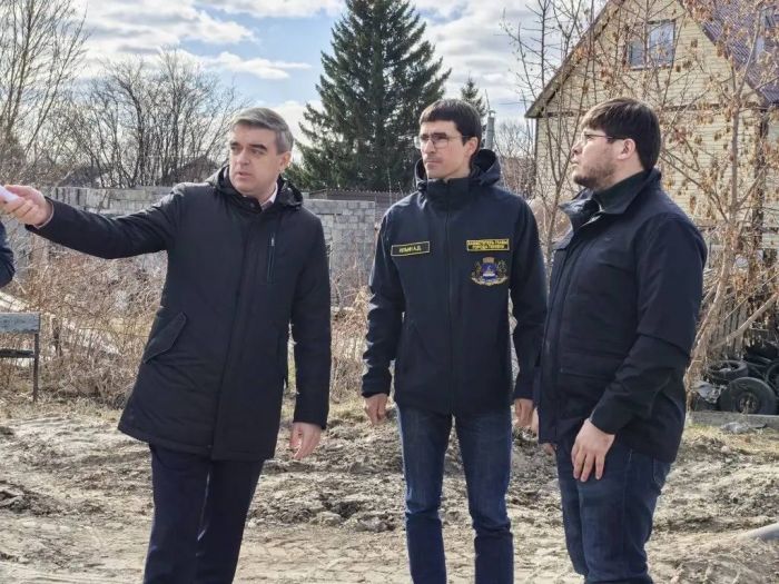 ​В Тюменской области ежедневно мониторят уровень воды в реках и состояние дамб