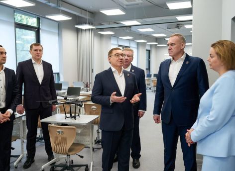 Руслан Кухарук и Владимир Якушев обсудили развитие образования на форуме «Есть результат»