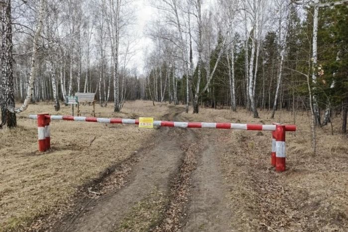 ​В Тюменской области на въездах в леса устанавливают шлагбаумы