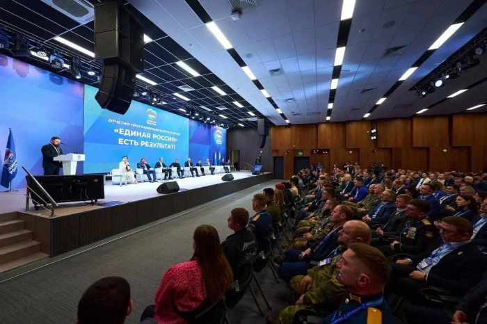 ​Почти 1300 югорчан зарегистрировались для участия в предварительном голосовании «Единой России»