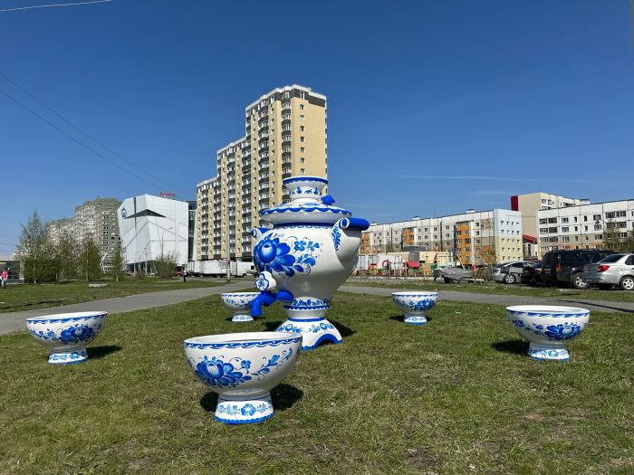 В Сургуте недалеко от «Вершины» установлен новый арт-объект