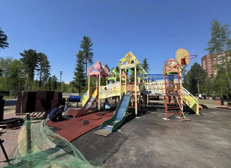 ​На благоустройство детских и спортивных площадок в Сургуте направили около 53 миллионов рублей