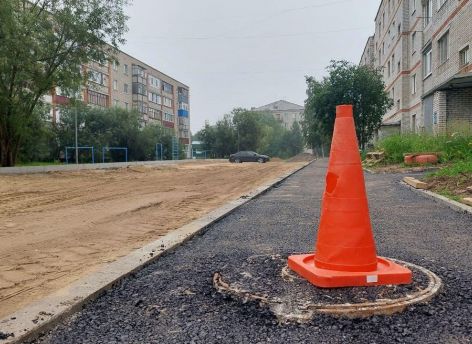 Жители Сургута снова заговорили о строительстве тротуара на улице Шидловского