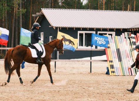 При поддержке Сургутской ГРЭС-2 конно-спортивный клуб «Северный ветер» завоевывает награды