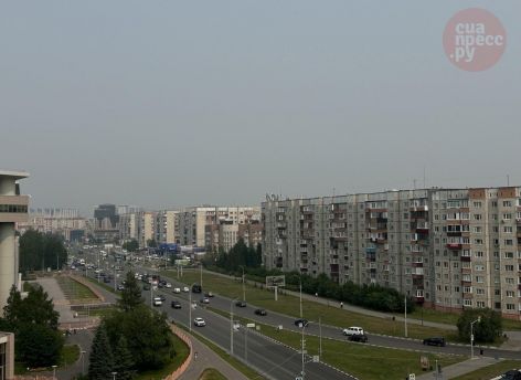 ​Дымка и запах гари накрыли Сургут