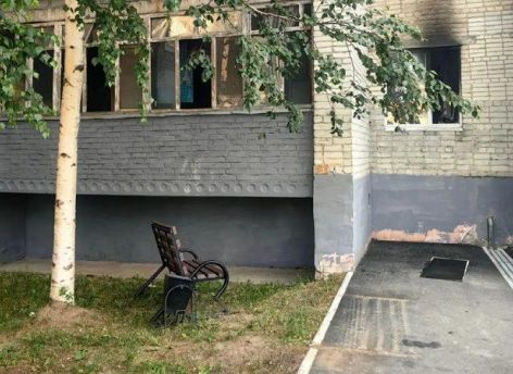 В Сургуте пожарные спасли четверых детей из горящей квартиры в девятиэтажке