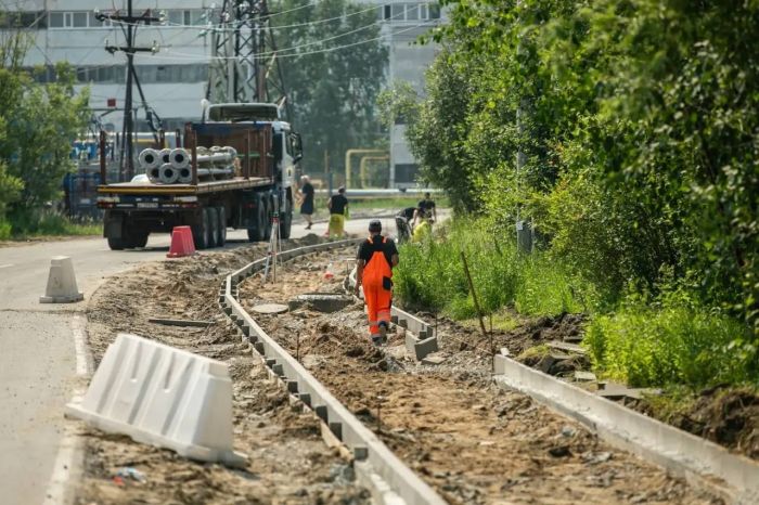 ​В Сургутском районе продолжается ремонт дорог
