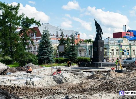 ​Благоустройство площади Борцом Революции Тюмени завершат осенью