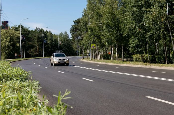 ​В Сургуте на ремонт дорог направили почти 2,4 млрд рублей