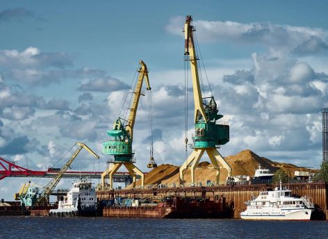 В Югре завершили северный завоз топлива в отдаленные поселения