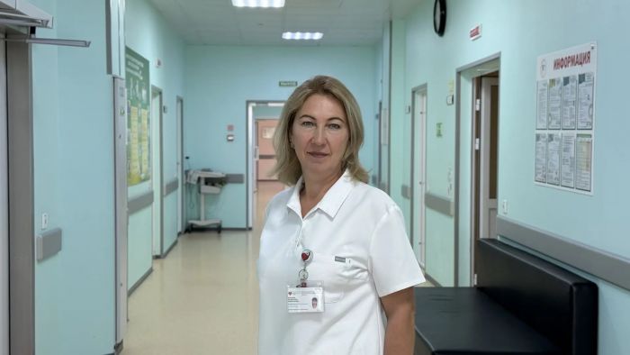 ​Медсестра из Сургута вернула к жизни 86-летнего отца