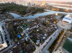Появились первые подробности нового подхода к освоению ядра центра Сургута: меньше жилья, но «Петрушку» город построит сам
