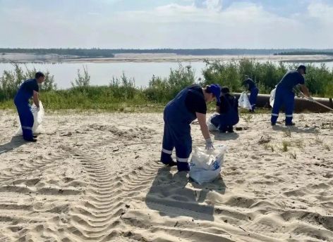 Сотрудники АО «Транснефть – Сибирь» приняли участие в волонтёрских и экологических акциях